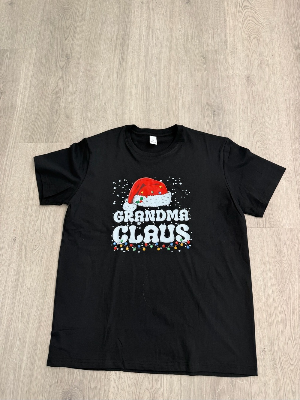 CHRISTMAS TEE - Grandma Claus Black Christmas Graphic Tee - sz XL NWOT